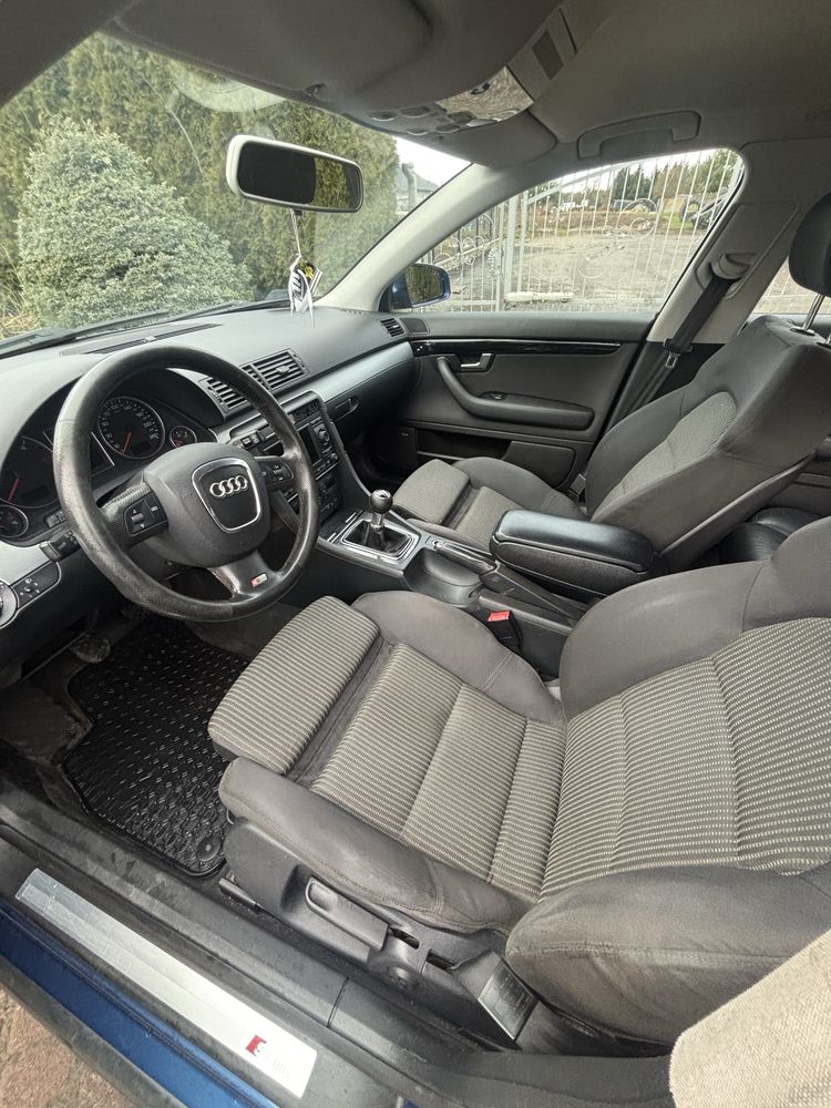 Sprzedam Audi a4b7 2.0tdi  140km