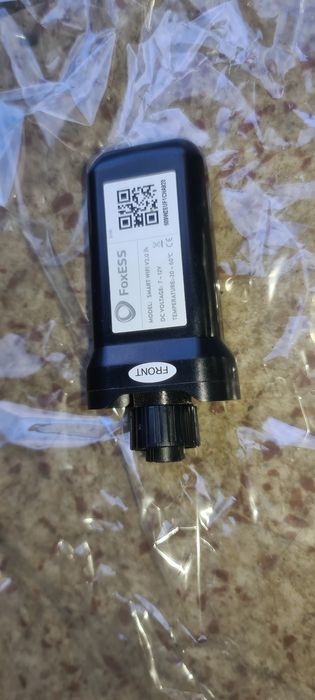 Falownik  Fox Ess T3 zamiana
z dodatkowym modułem wifi uchwytami.