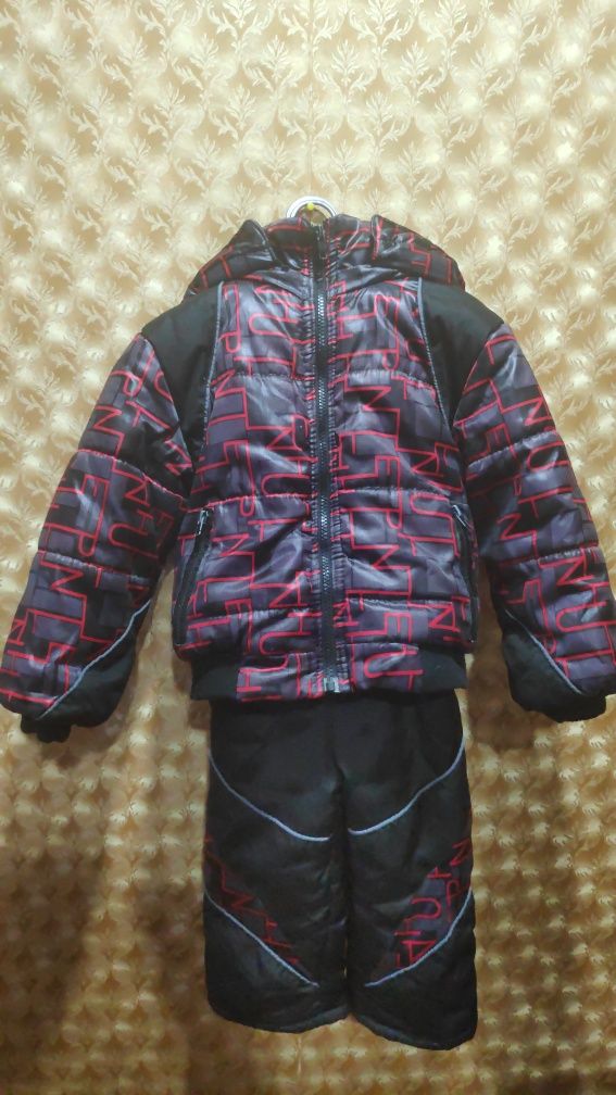Полукомбінезон + куртка зимова для дитини на 3роки