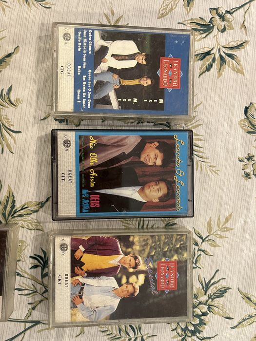 Vendo cassetes musica espetacular