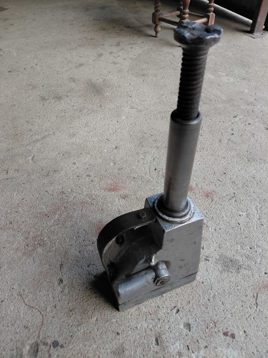 Lewarek podnosnik  hydrauliczny