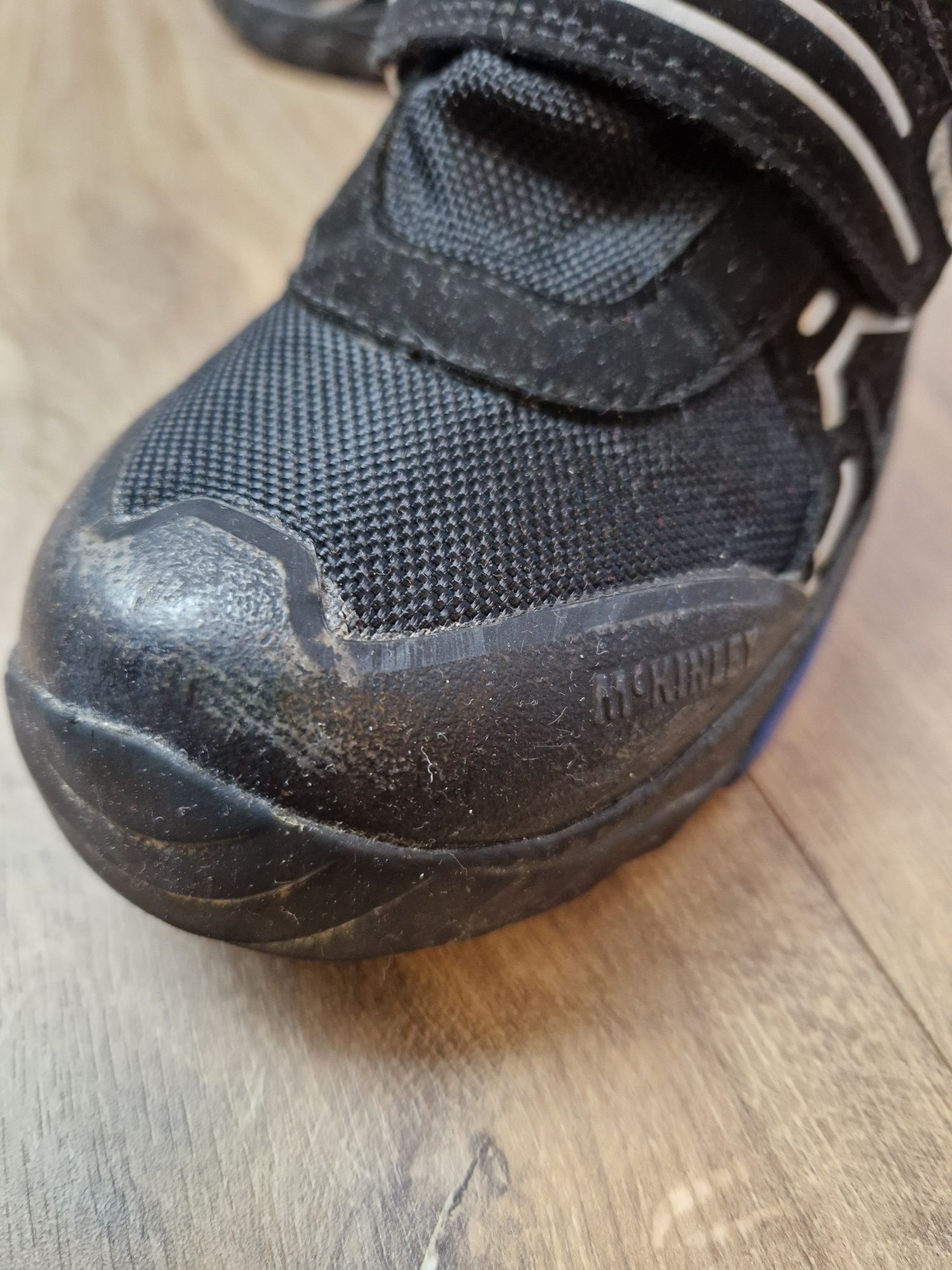 Zimowe buty kozaki śniegowce dla chłopca r. 37 mckinley za kostkę