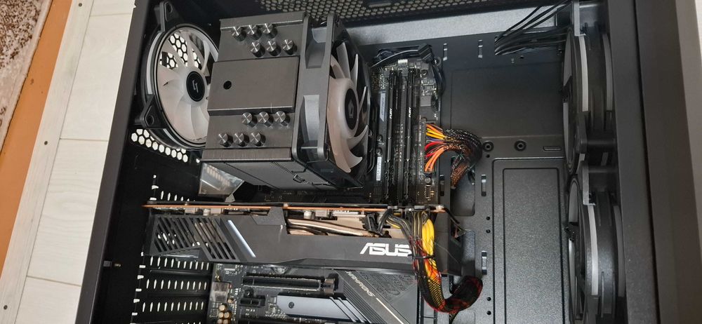 Ryzen 7 5800X/32gb ddr4/RX5700 8gb/SSD NVME M2 1000gb