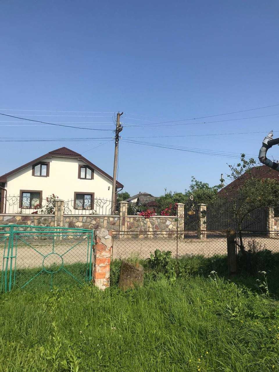 Продається будинок смт.Отинія