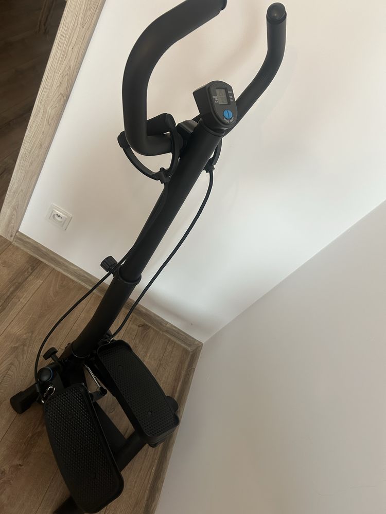 Stepper skrętny z linkami