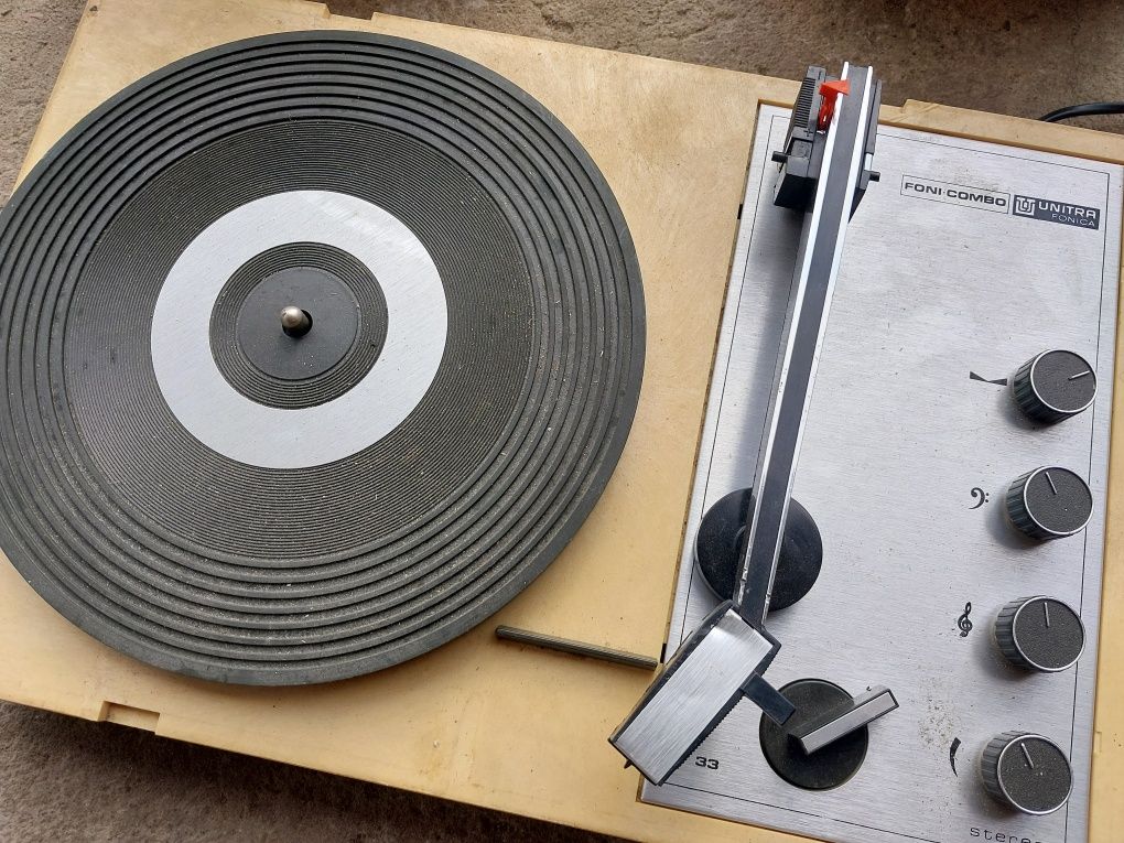 Gramofon z głośnikami Unitra Foni Combo
