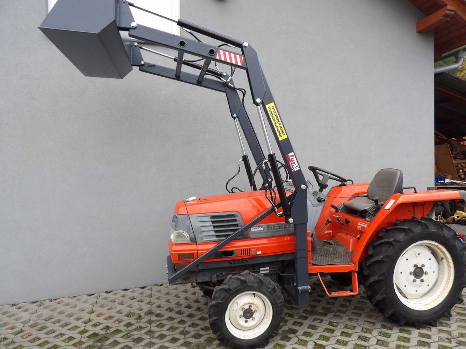Kubota GL 220 4x4 wspomaganie rewers mini traktor ogrodniczy iseki