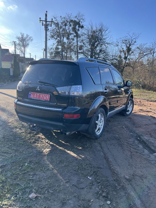 Продам свіжопригнане авто мітсубісі аутлендер