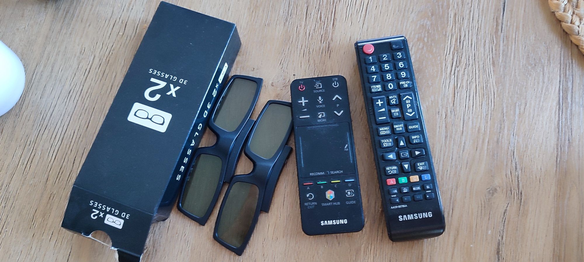 Sprzedam telewizor Lcd-Led Samsung 40 cali stan dobry