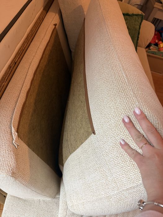 Sofa cama bege sem defeito