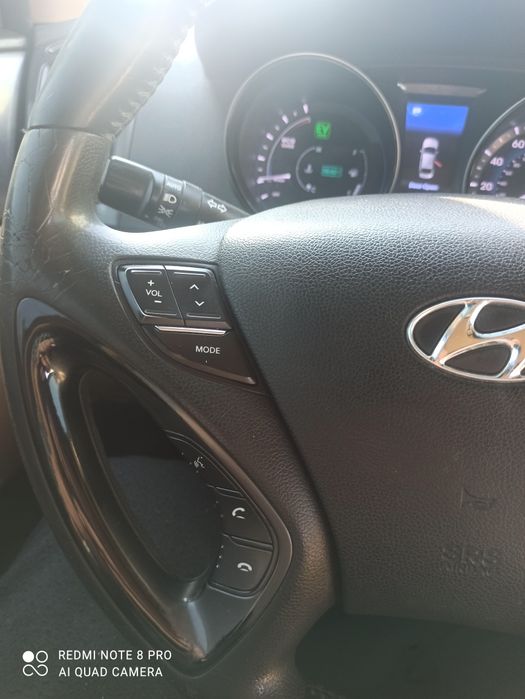 Hyundai Sonata гібрид hev 2012 limited
9 800 $ • 8 704 €