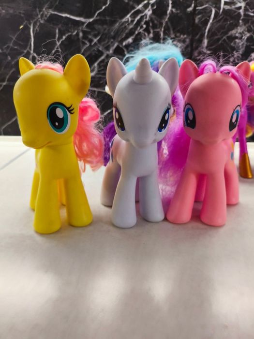Piękne koniki dla dziewczynki 5 szt. Interaktywne