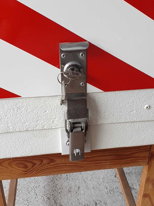 Skrzynia na agregat prądotwórczy
