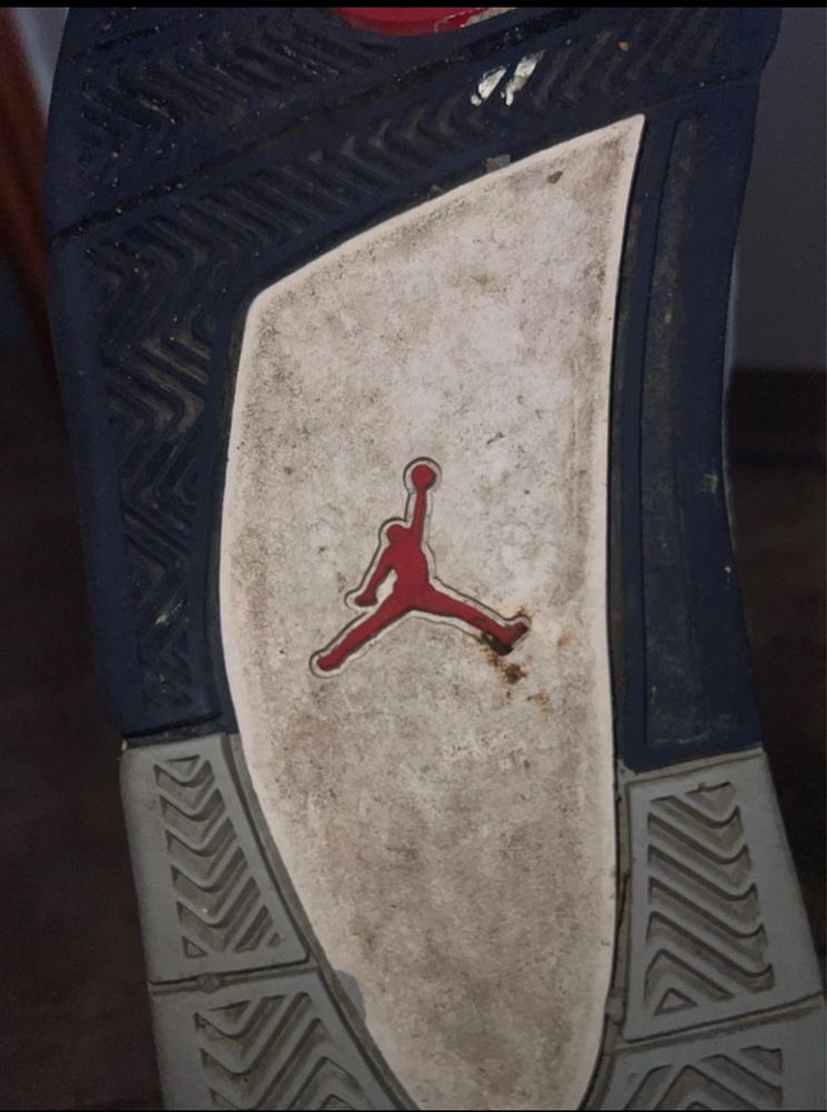 Air Jordan 4 Retro Midnight Navy