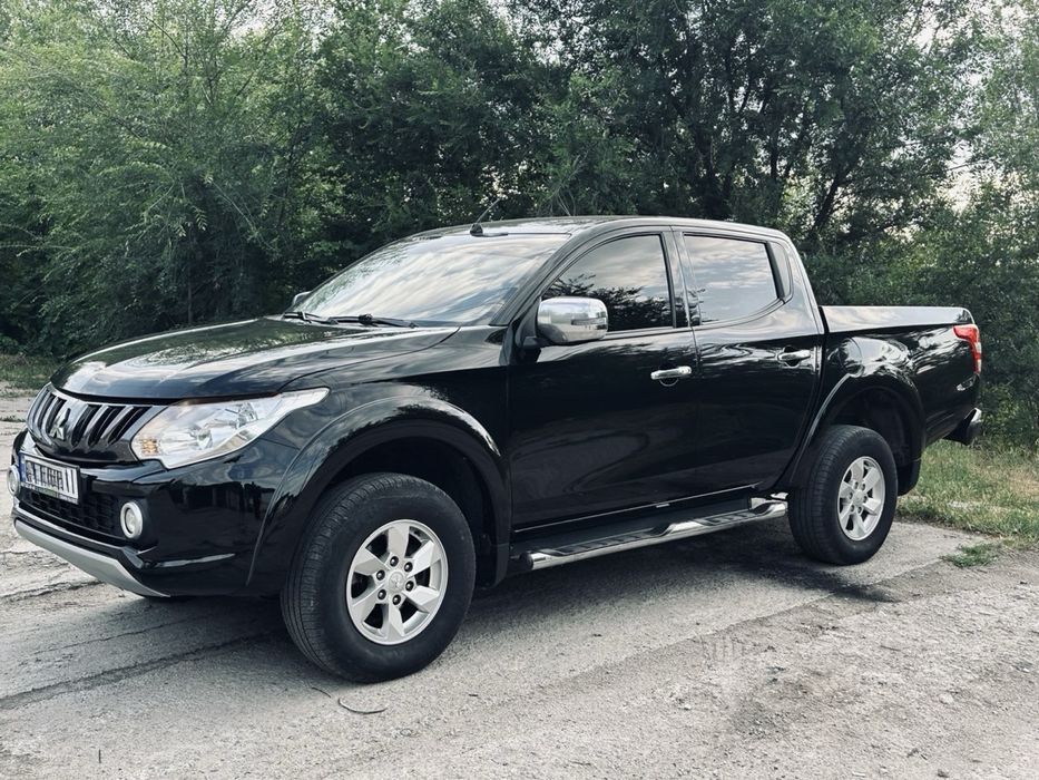 Продам Mитсубиси L200 Официальный