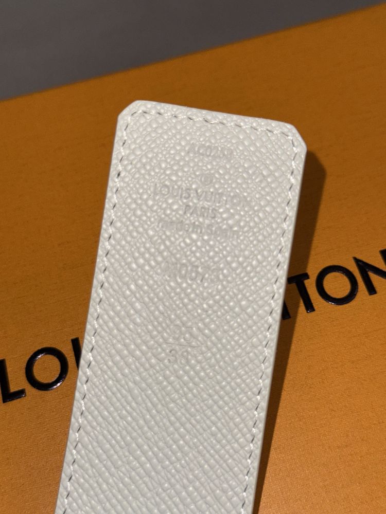 Louis Vuitton White Monogram Canvas Initiales Reversible Buckle Belt