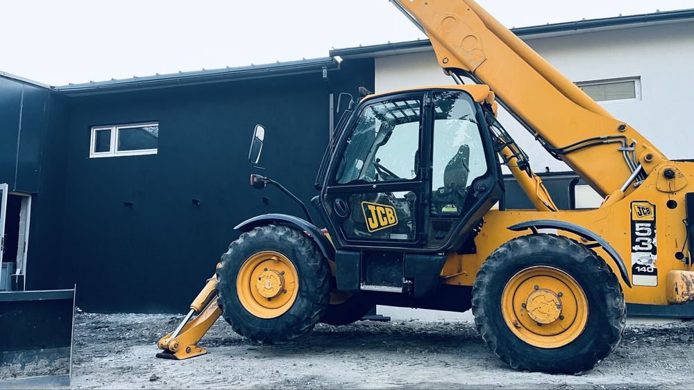 Ładowarka teleskopowa JCB 535-140 WYNAJEM
