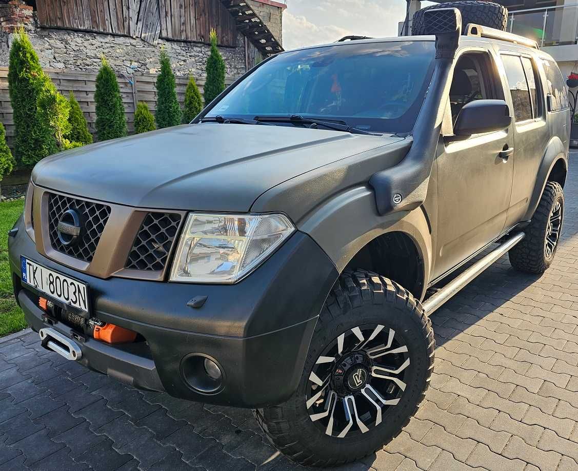Nissan Pathfinder 2,5 Diesel 2005 r skrzynia automat  200 km