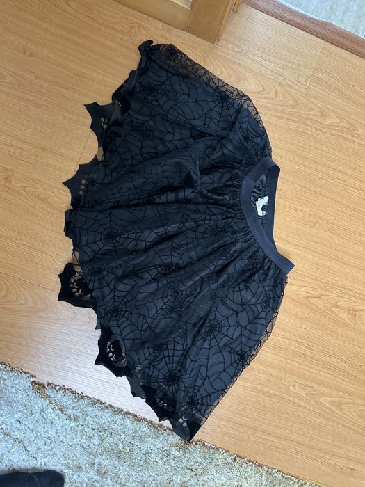 Saia teia de aranha H& M 8-9 anos halloween