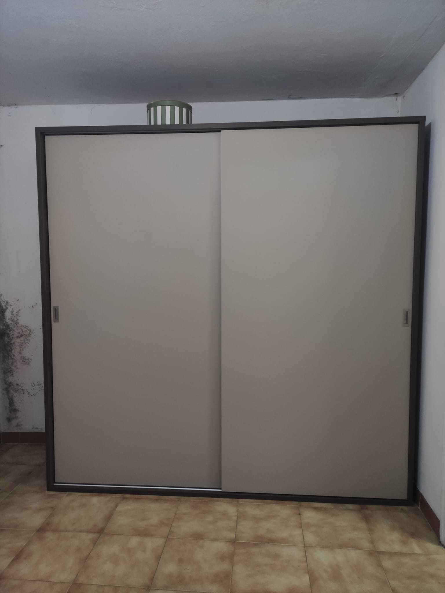 Armário de quarto