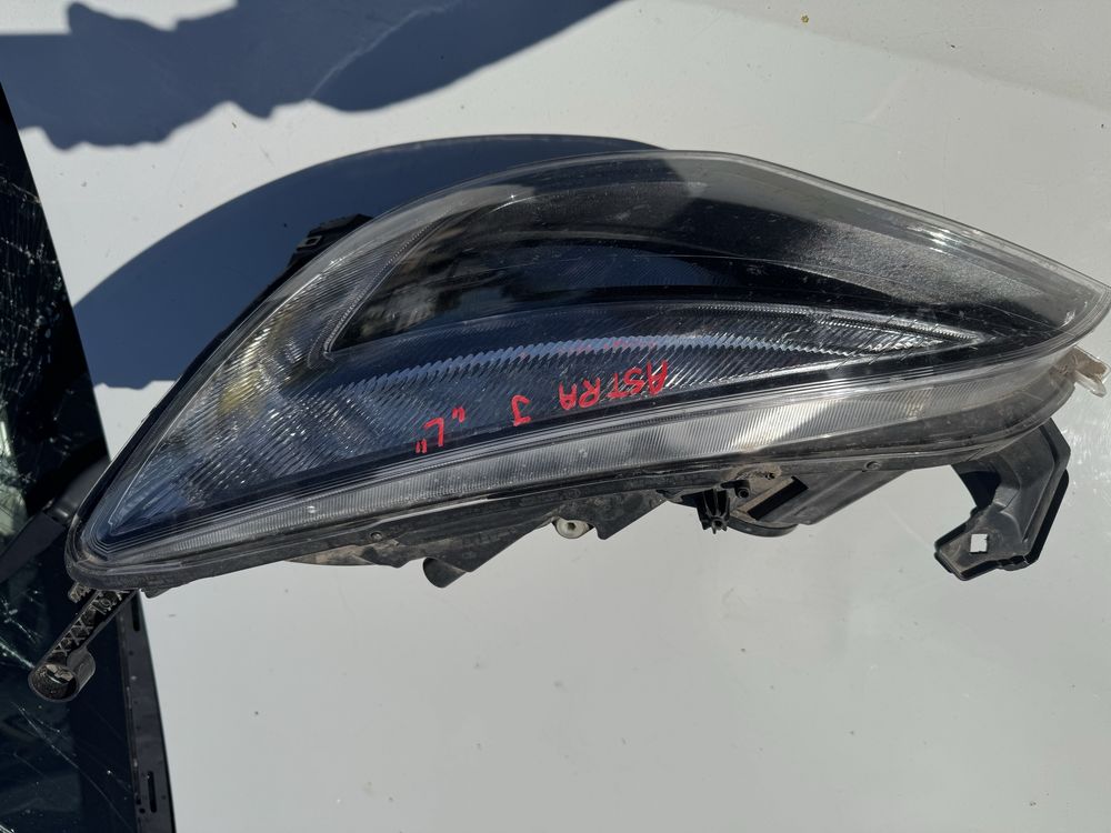Lampa Astra J Lewa Ciemna Astra IV Reflektor Lewy