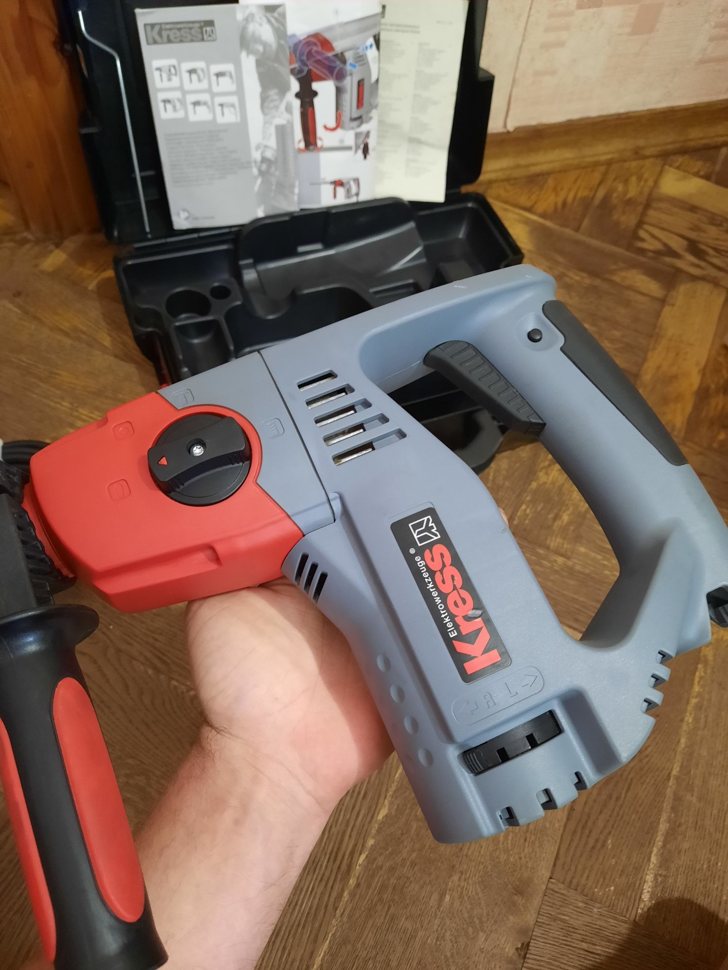 Стан нового!!Перфоратор SDS-PLUS KRESS 800 PSE,800вт,2.8дж