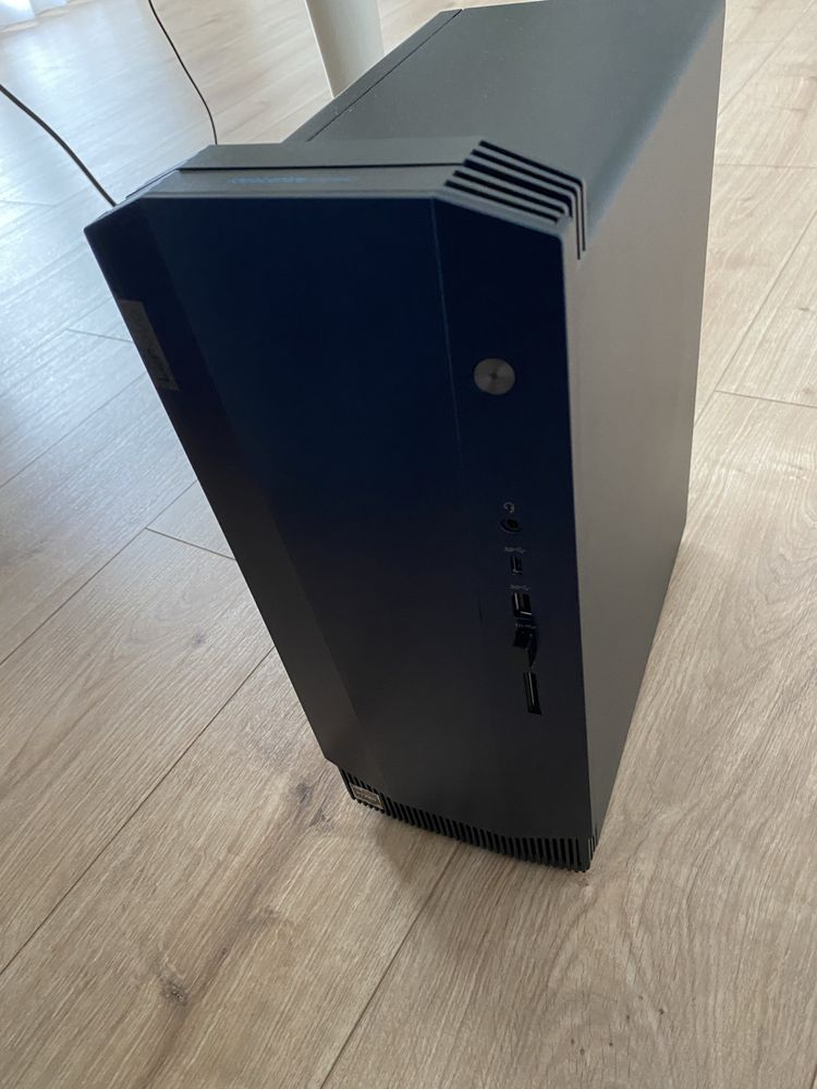 Torre gaming Lenovo 2022 16gb RAM com garantia até 2027