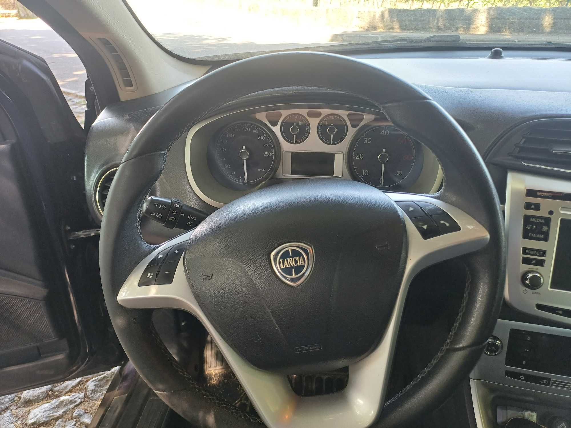 Lancia Delta 1.6 16v multijet