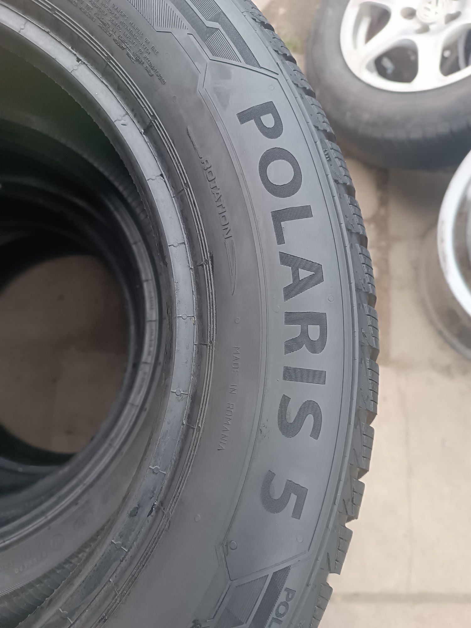 Sprzedam prawie nowe opony Barum 205/60 r16