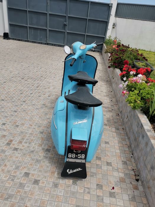 Vespas rallyl e sprint 5 mil euros cada uma