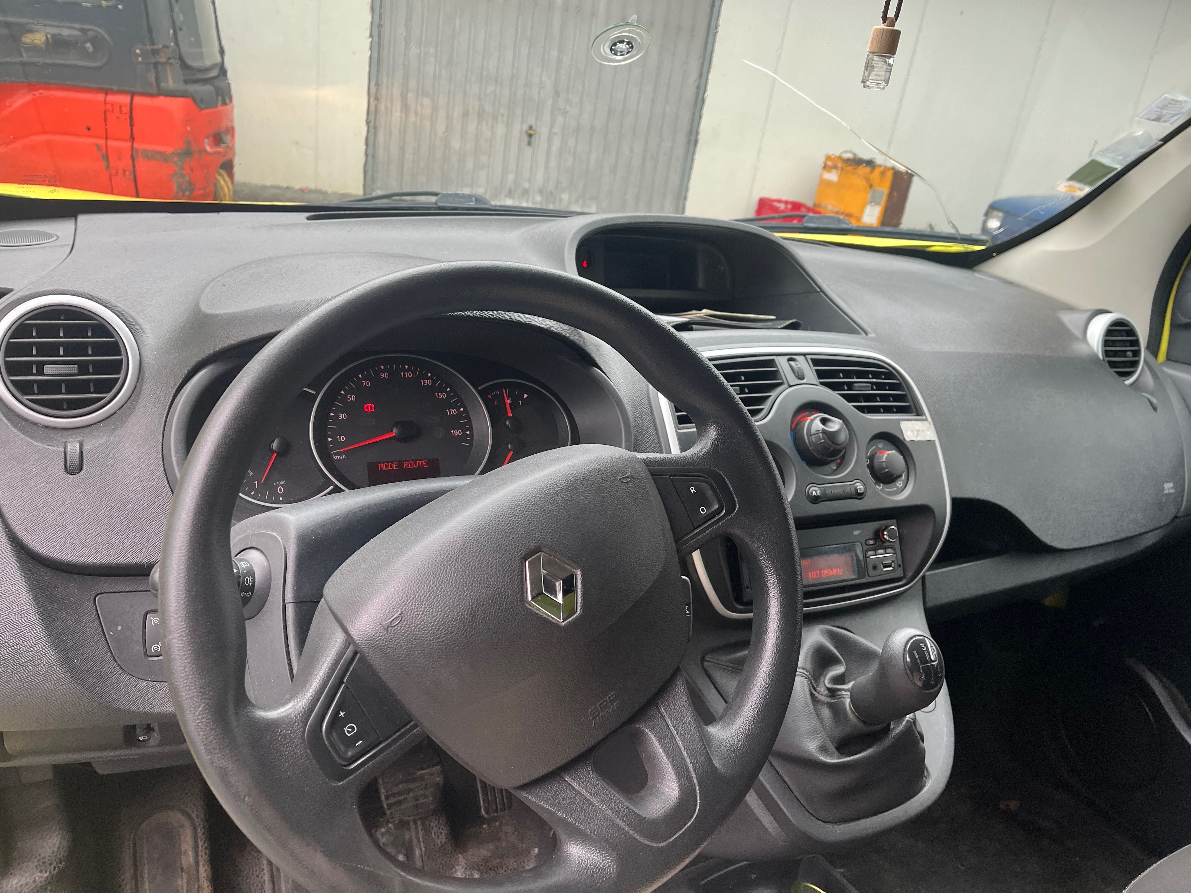 Renault kangoo 2015 1.5cdi