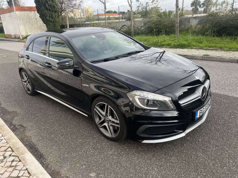 Mercedes A45 AMG