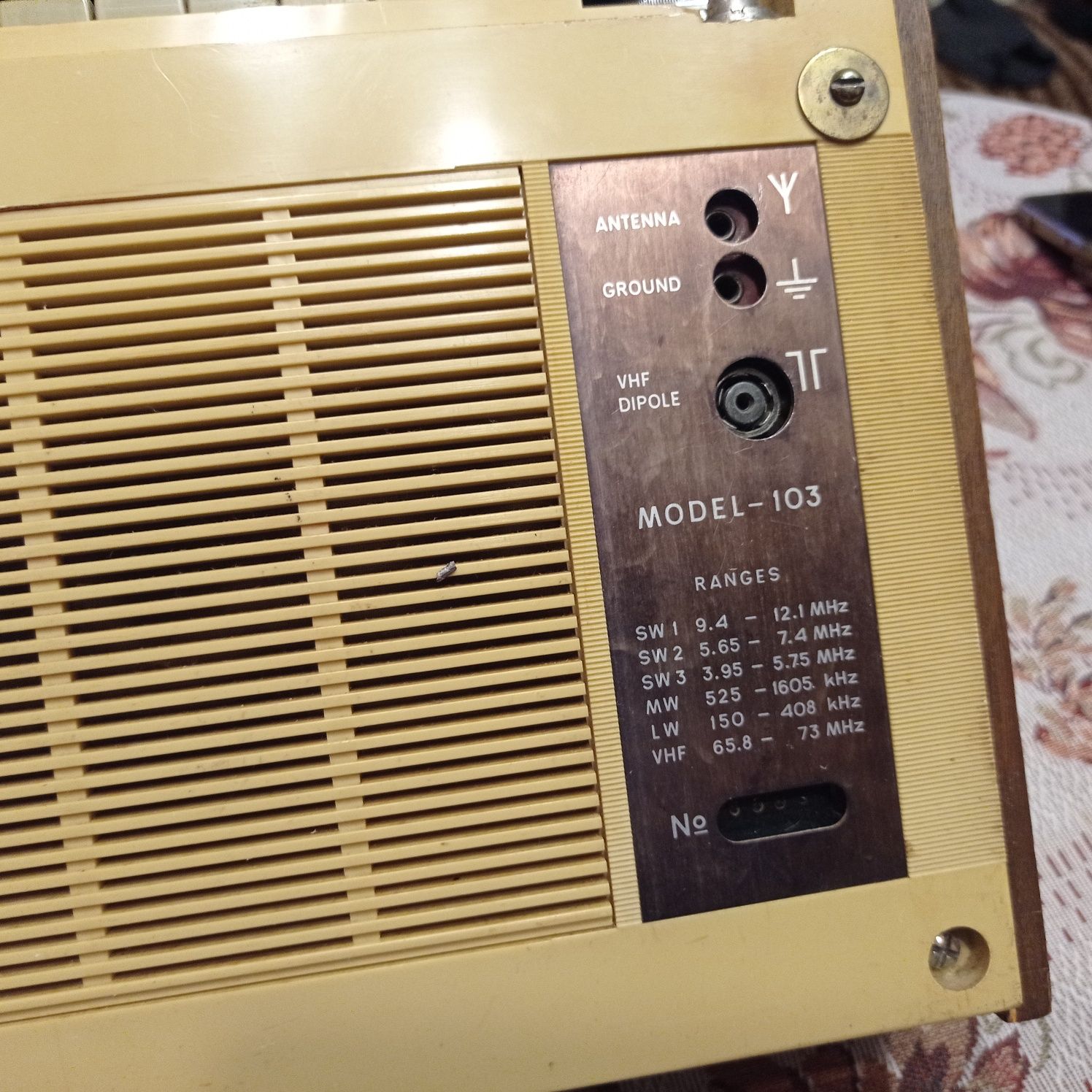 Винтажный транзисторный  радиоприемник Riga