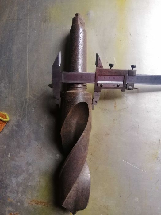 Сверла діаметр 57, 70, 75 мм; патрон магнітний плита магнітна – 200 мм