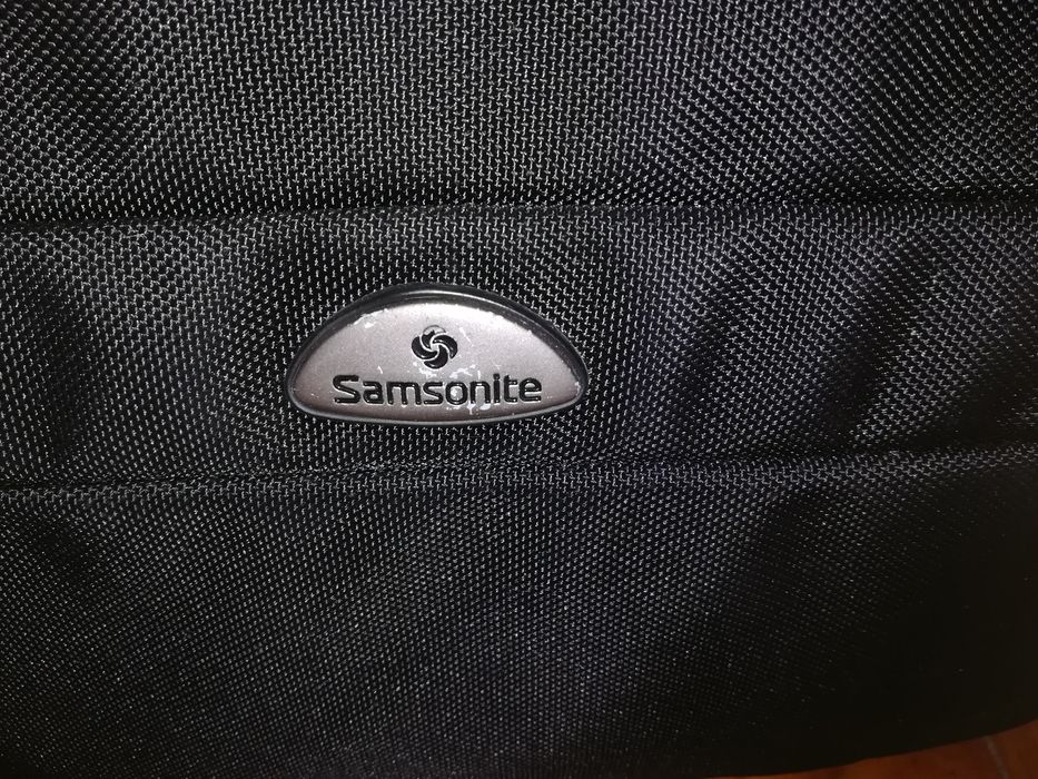 Pasta Samsonite.
