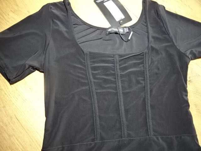 PrettyLittleThing body czarne stringi M