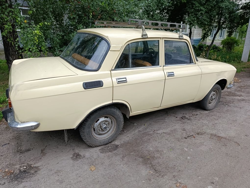 Москвич 2140 на ходу