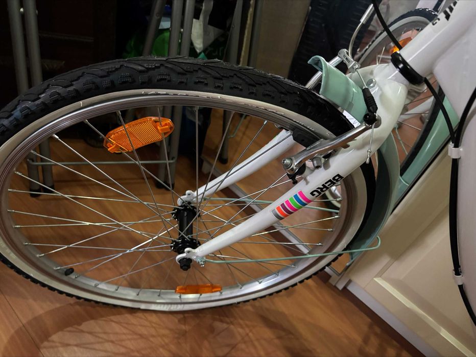 Bicicleta berg verde menta