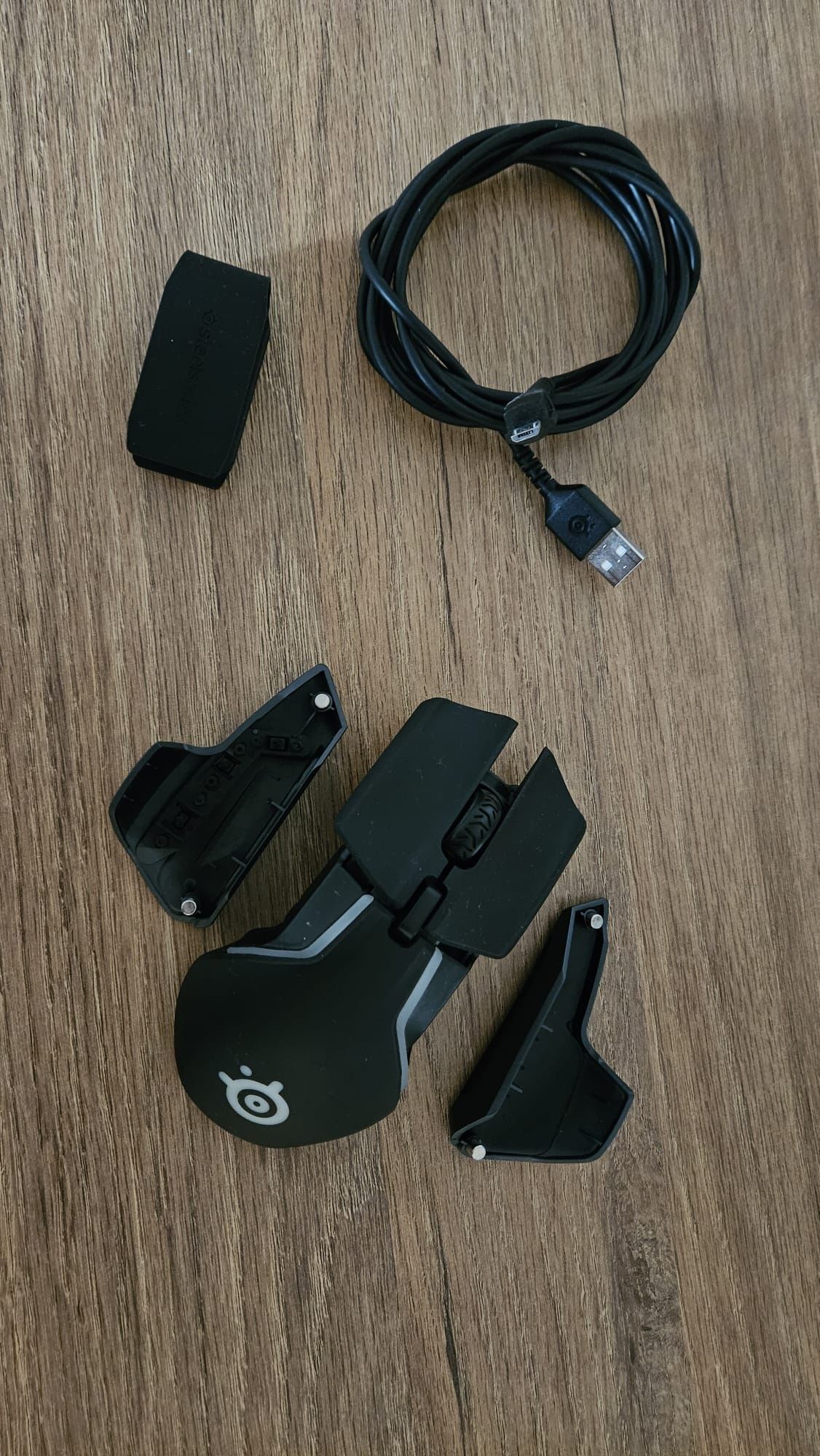 Myszka gamingowa Steelseries Rival 600.