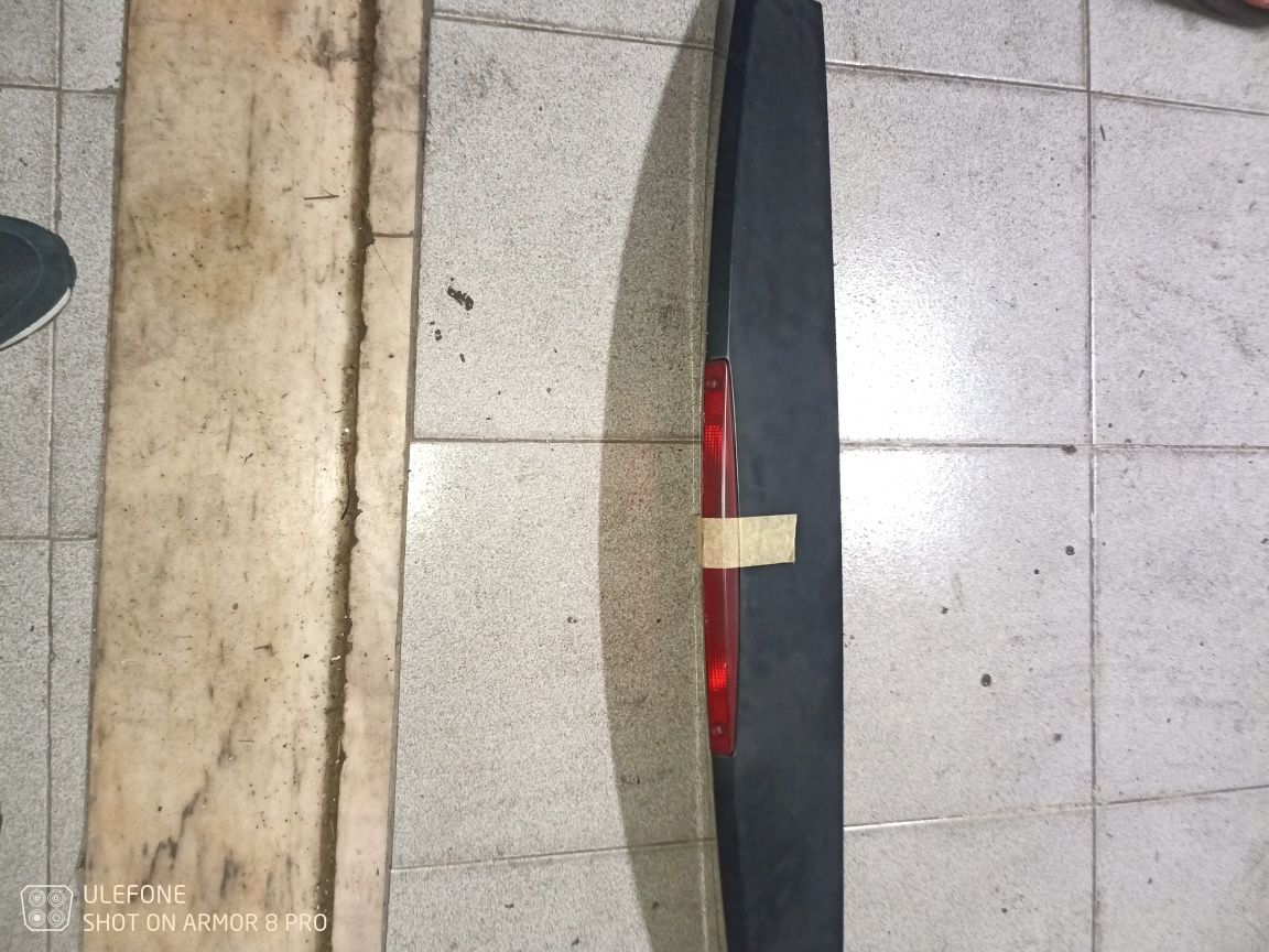vendo mala e spoiler com 3º stop smart 451