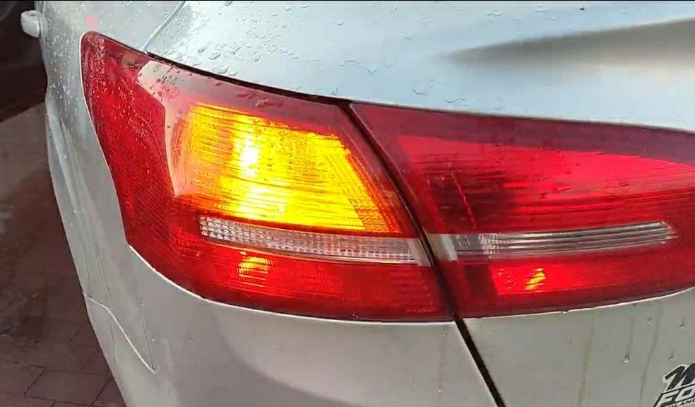 Лампа в поворот Led желтый в красном фонаре Osram 80W Янтарный USA США