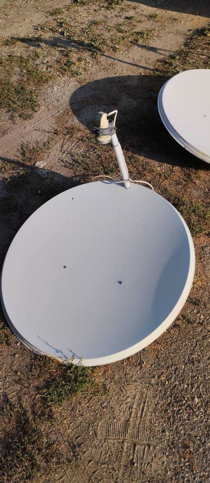 Продам 2 спутниковые антенны с 3 головками и тюнером