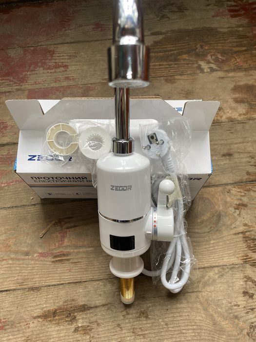 Проточний електричний нагрівач