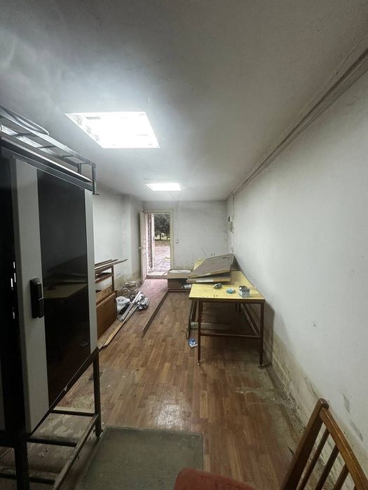 Продається фасадне приміщення 32 м2 в м-рн Пасічна