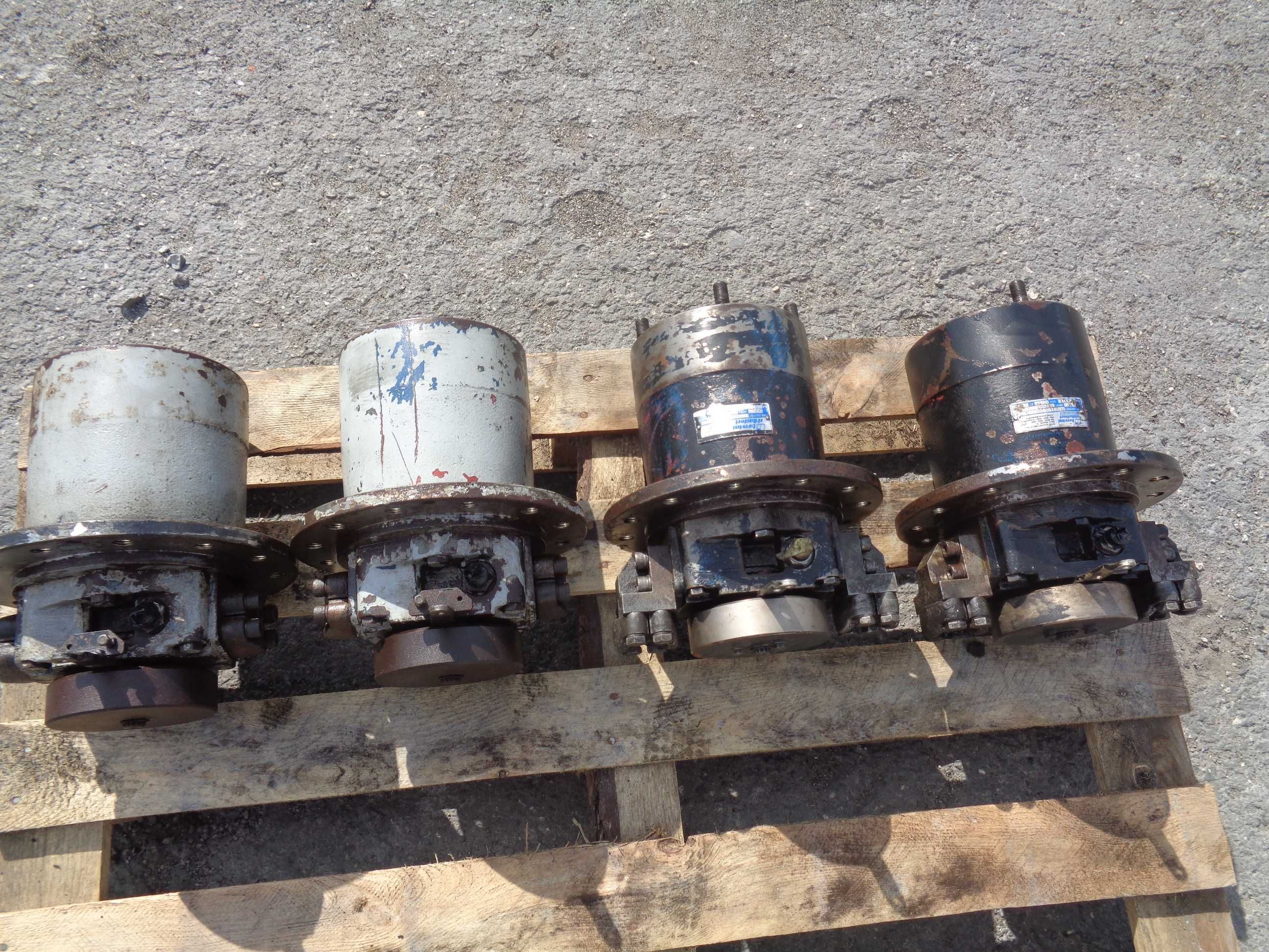 Silnik hydrauliczny hydromotor  Brevini Riduttori RMF140-040/007