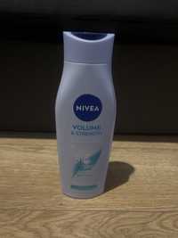 Nivea Volume&Strength Łagodny Szampon Pielęgnujący do Włosów 400ML