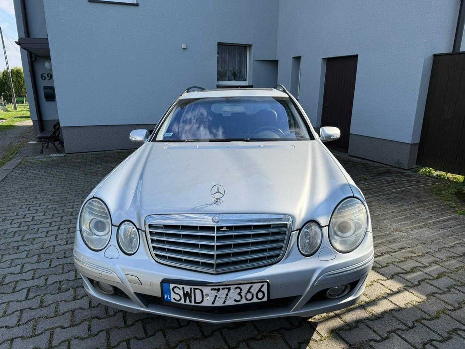 Mercedes Benz w211 3.5