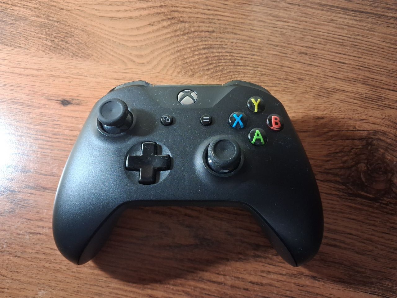 Приставка Xbox one X 1tb 4k
