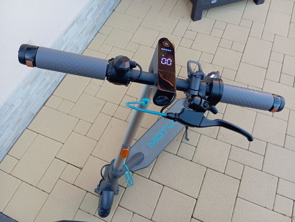 Hulajnoga elektryczna