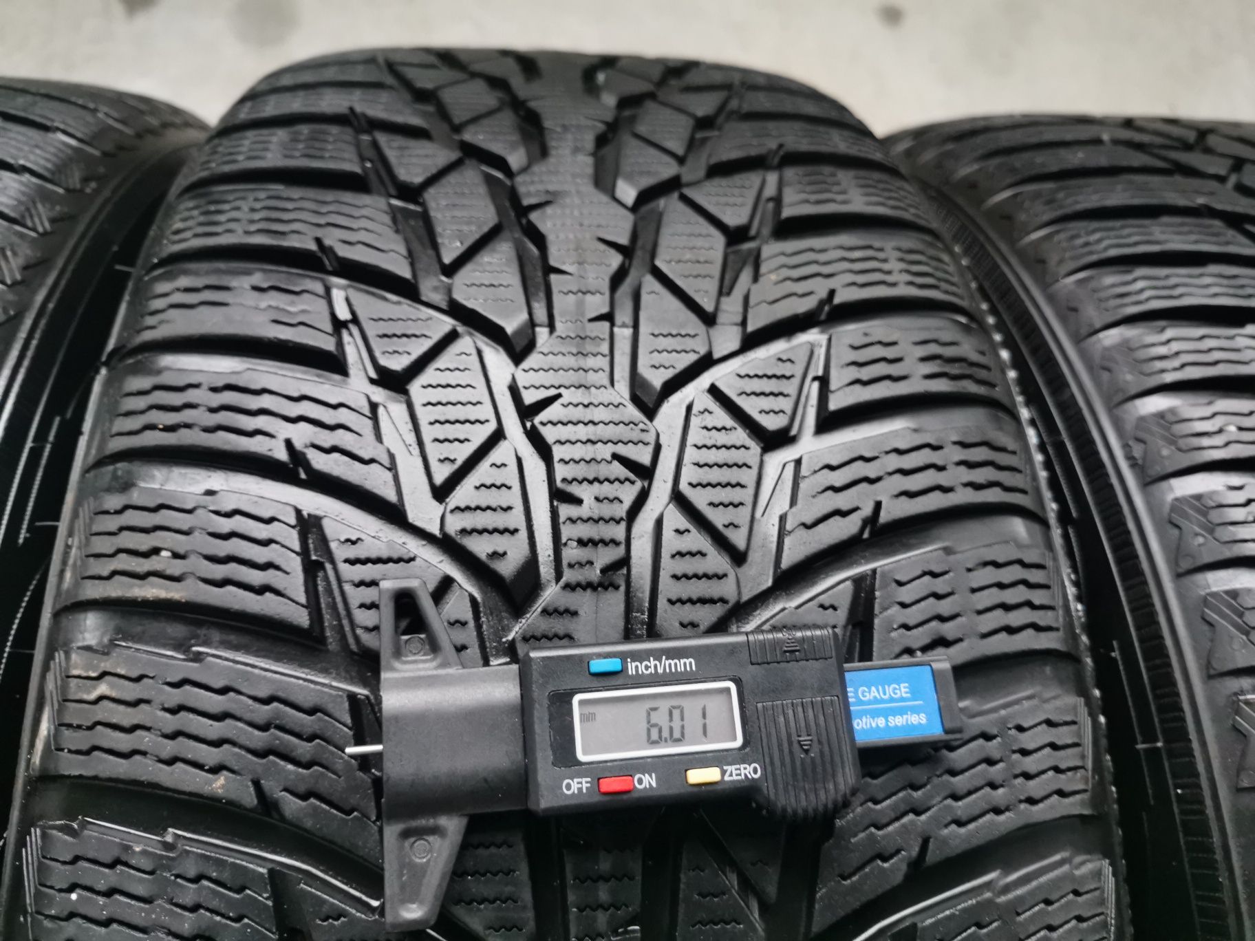 Opony Nokian WR D4 225/50 R18
